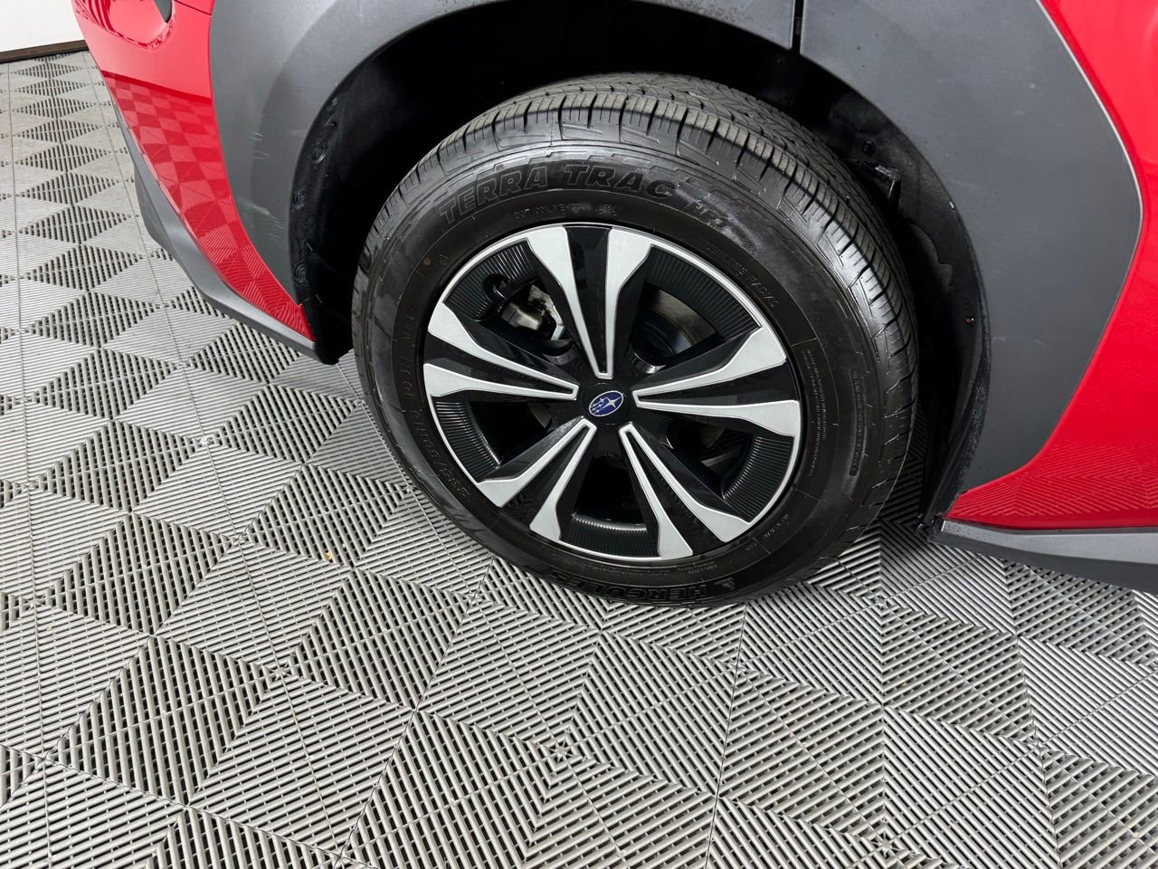 Used 2023 Subaru Solterra AWD image 33