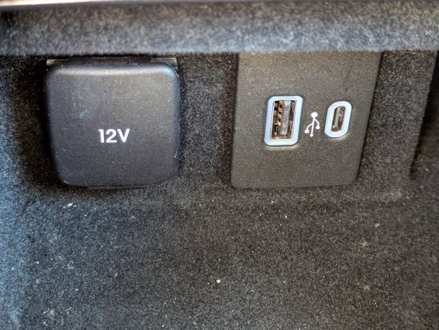 Used 2020 Lincoln Corsair Reserve w/ Equipment Group 202A image 23