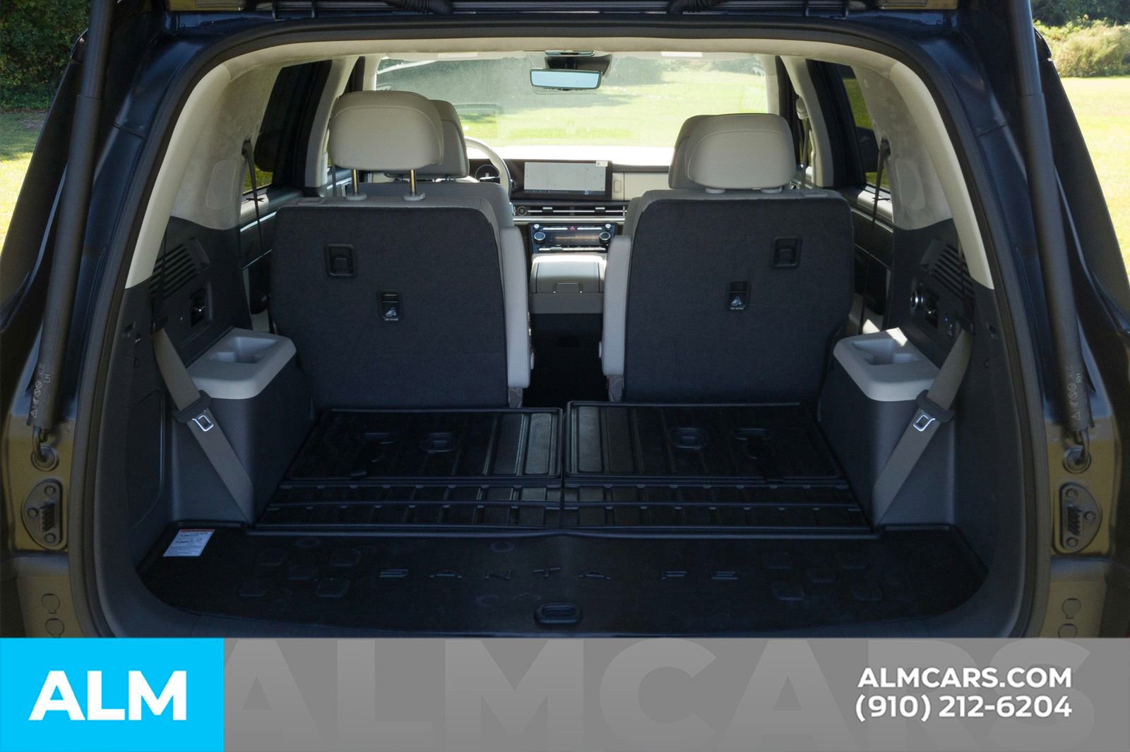 Used 2025 Hyundai Santa Fe Calligraphy image 9