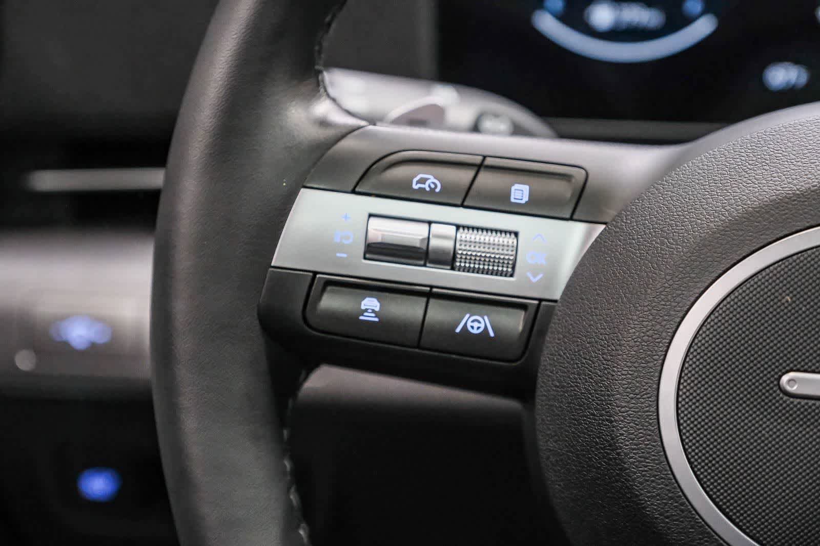 Used 2024 Hyundai Kona Limited FWD image 21