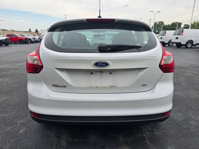 Used 2014 Ford Focus SE w/ Equipment Group 201A FWD image 4