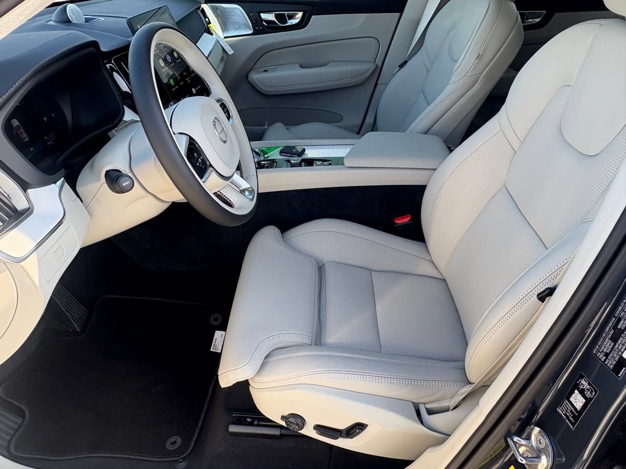 New 2026 Volvo XC60 B5 Ultra w/ Protection Package Premier AWD/4WD image 29