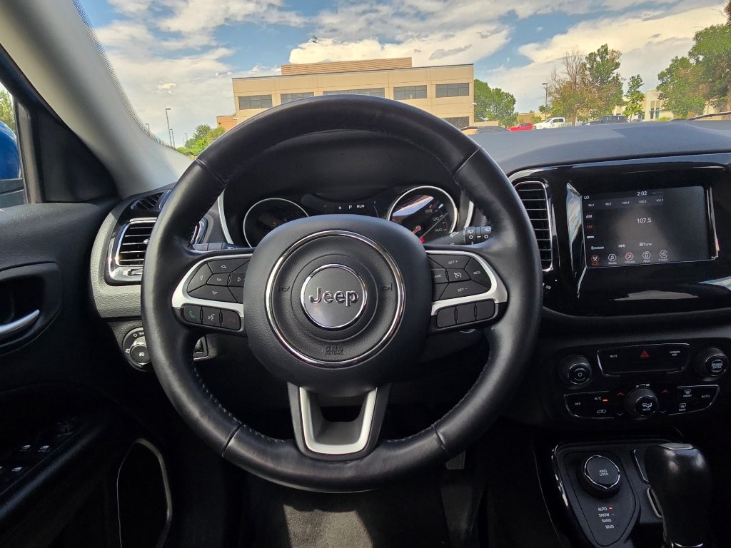 Used 2019 Jeep Compass Latitude AWD/4WD image 30