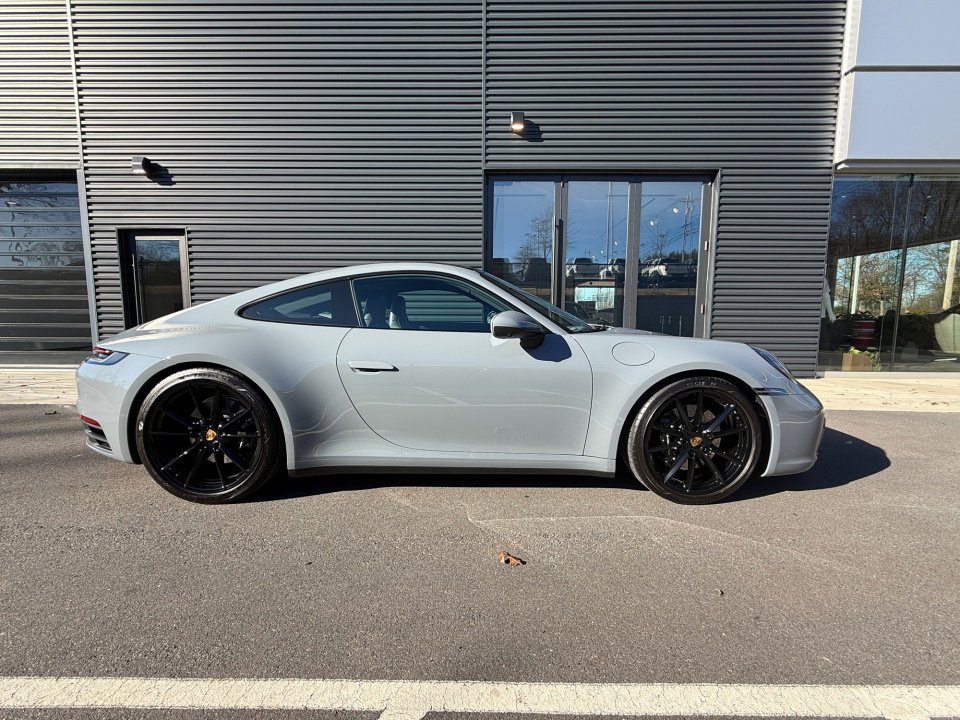 Certified 2024 Porsche 911 Carrera S image 8