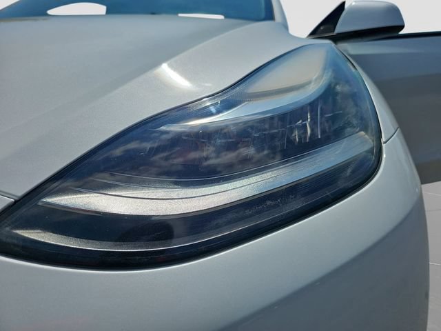 Used 2021 Tesla Model Y Long Range AWD/4WD image 24