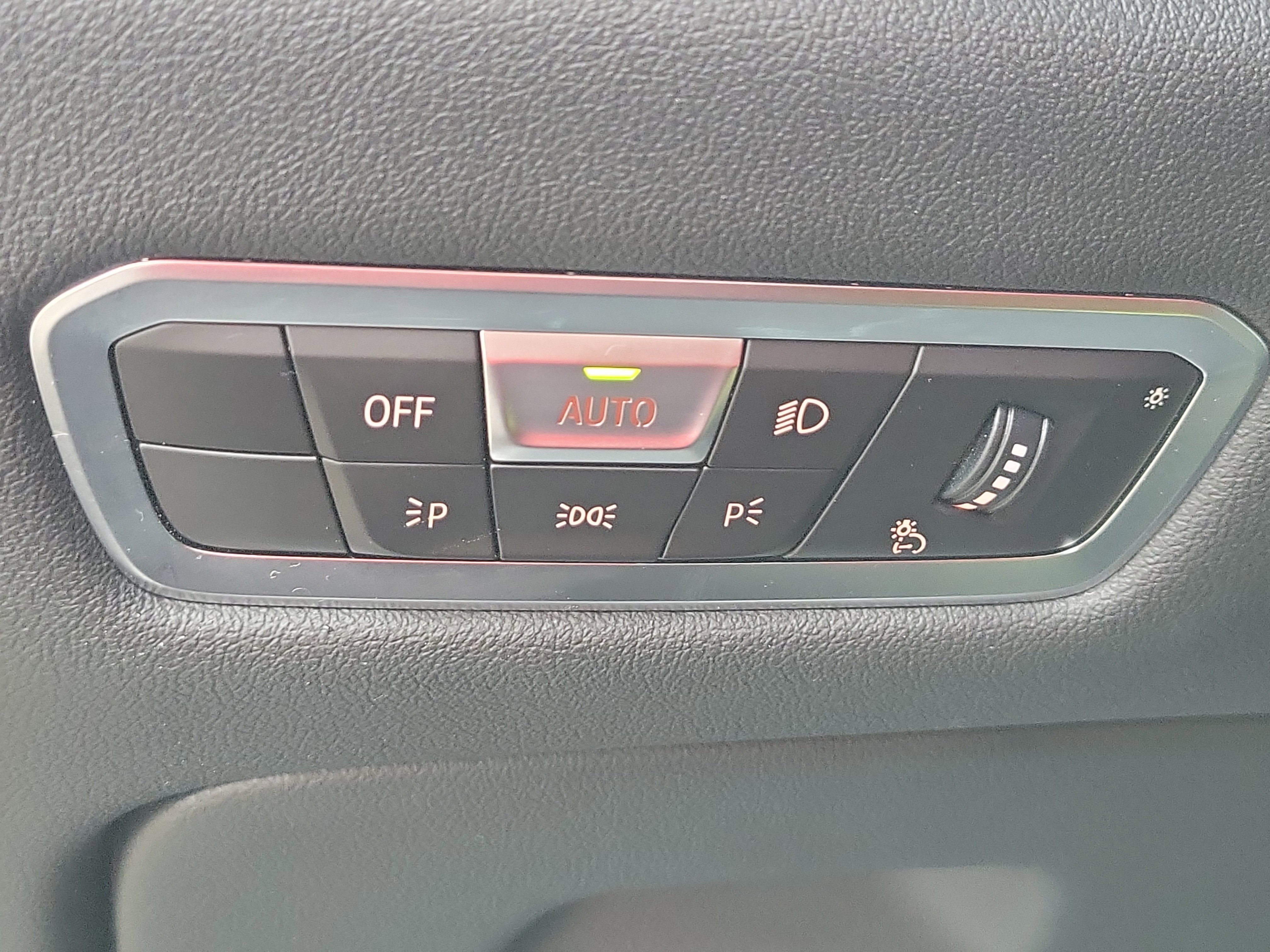 Used 2023 BMW X5 xDrive40i image 25