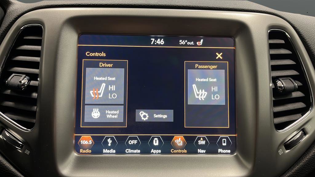 Used 2018 Jeep Compass Latitude w/ Popular Equipment Group AWD/4WD image 30
