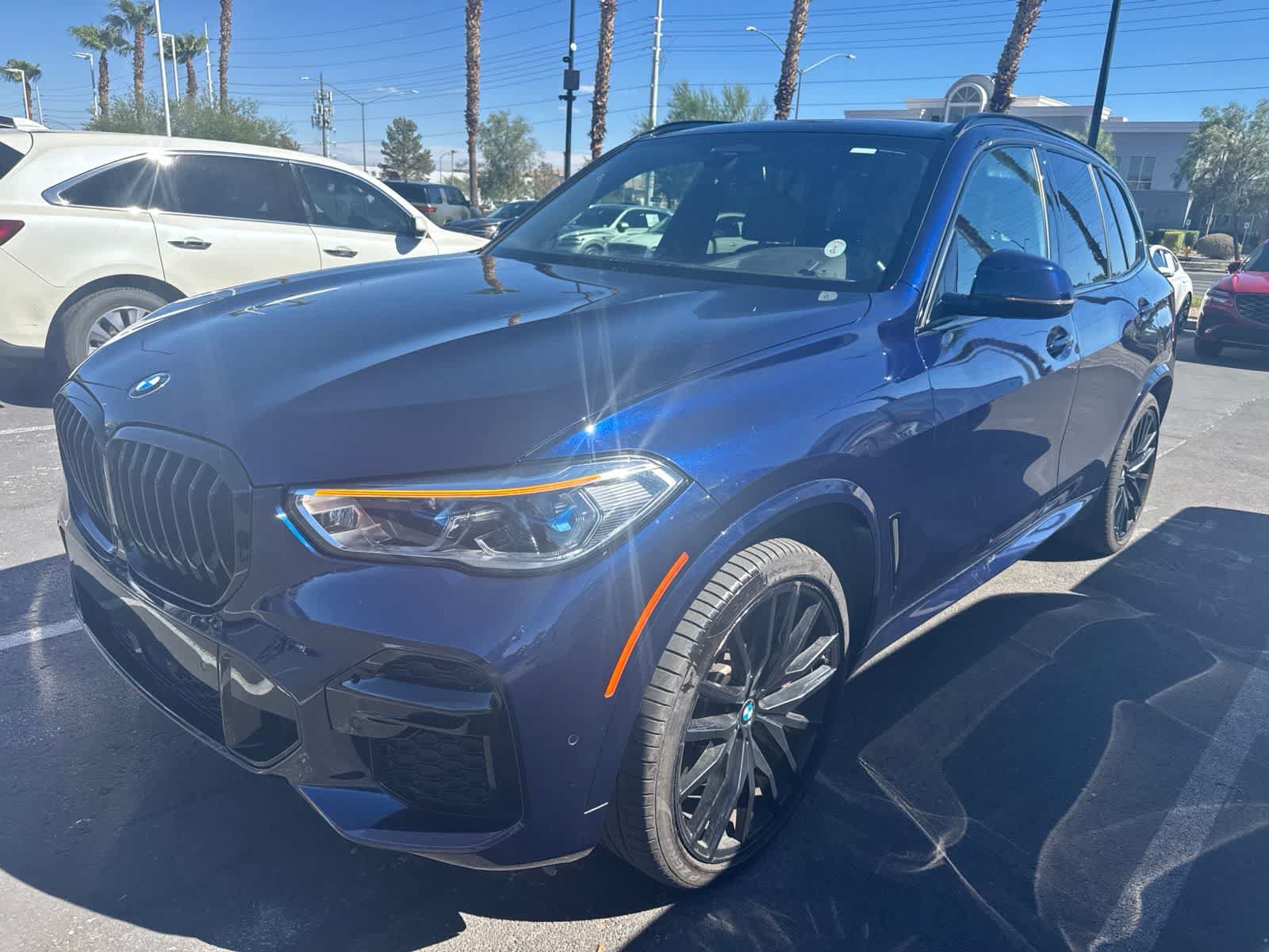 Used 2022 BMW X5 M50i w/ Executive Package AWD/4WD image 2