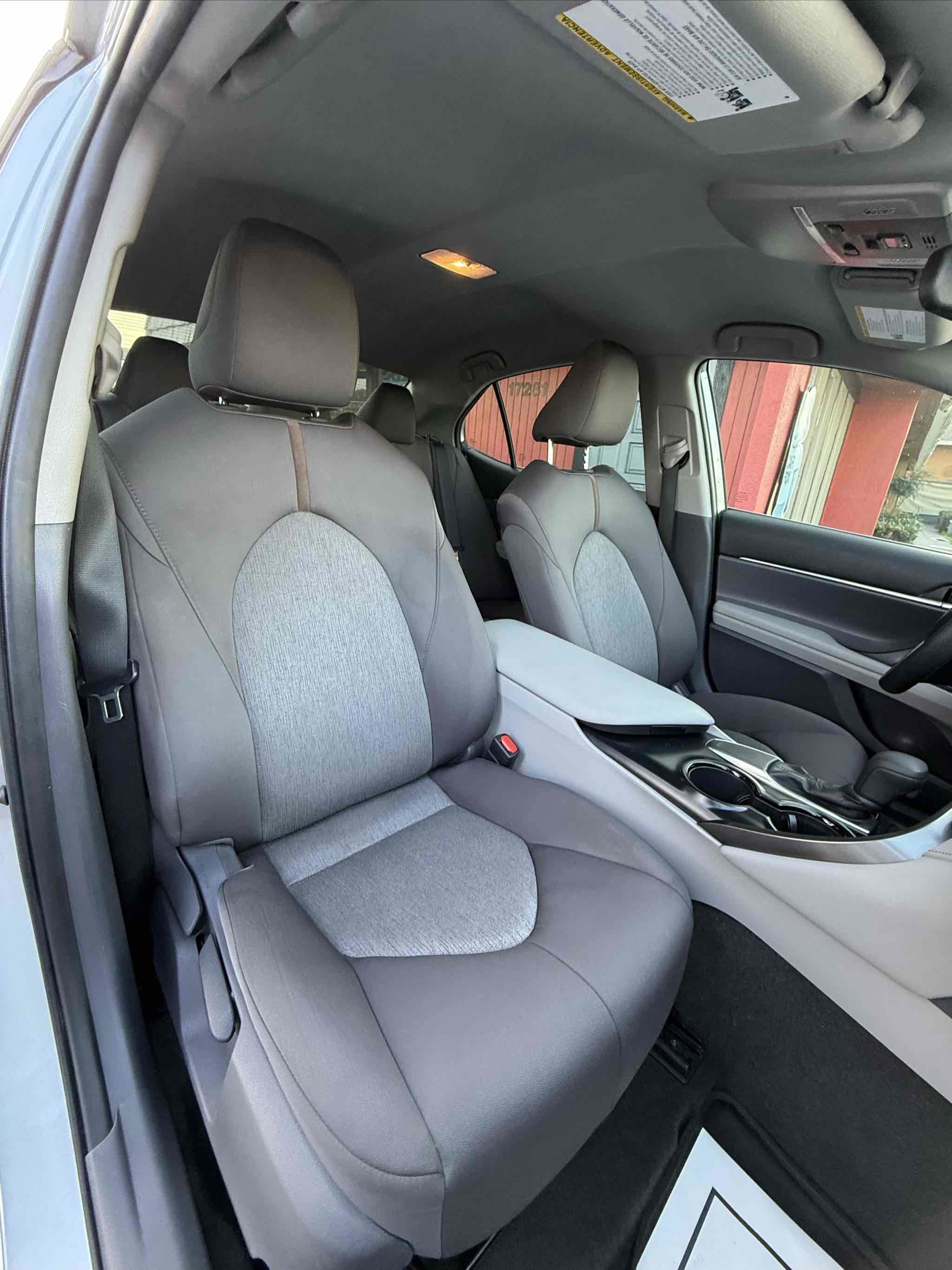 Used 2019 Toyota Camry LE image 38