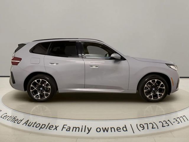 Used 2025 BMW X3 xDrive30i AWD/4WD image 6