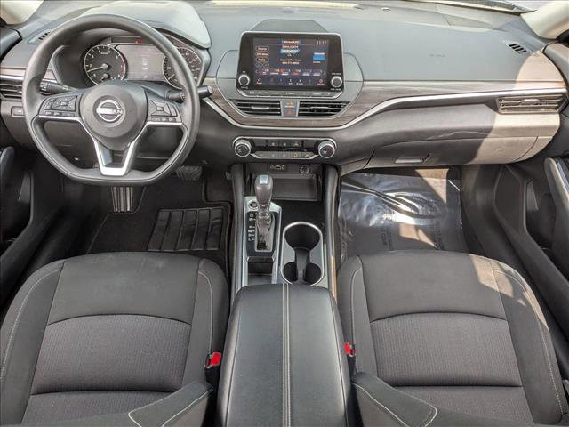 Used 2023 Nissan Altima 2.5 SV image 17