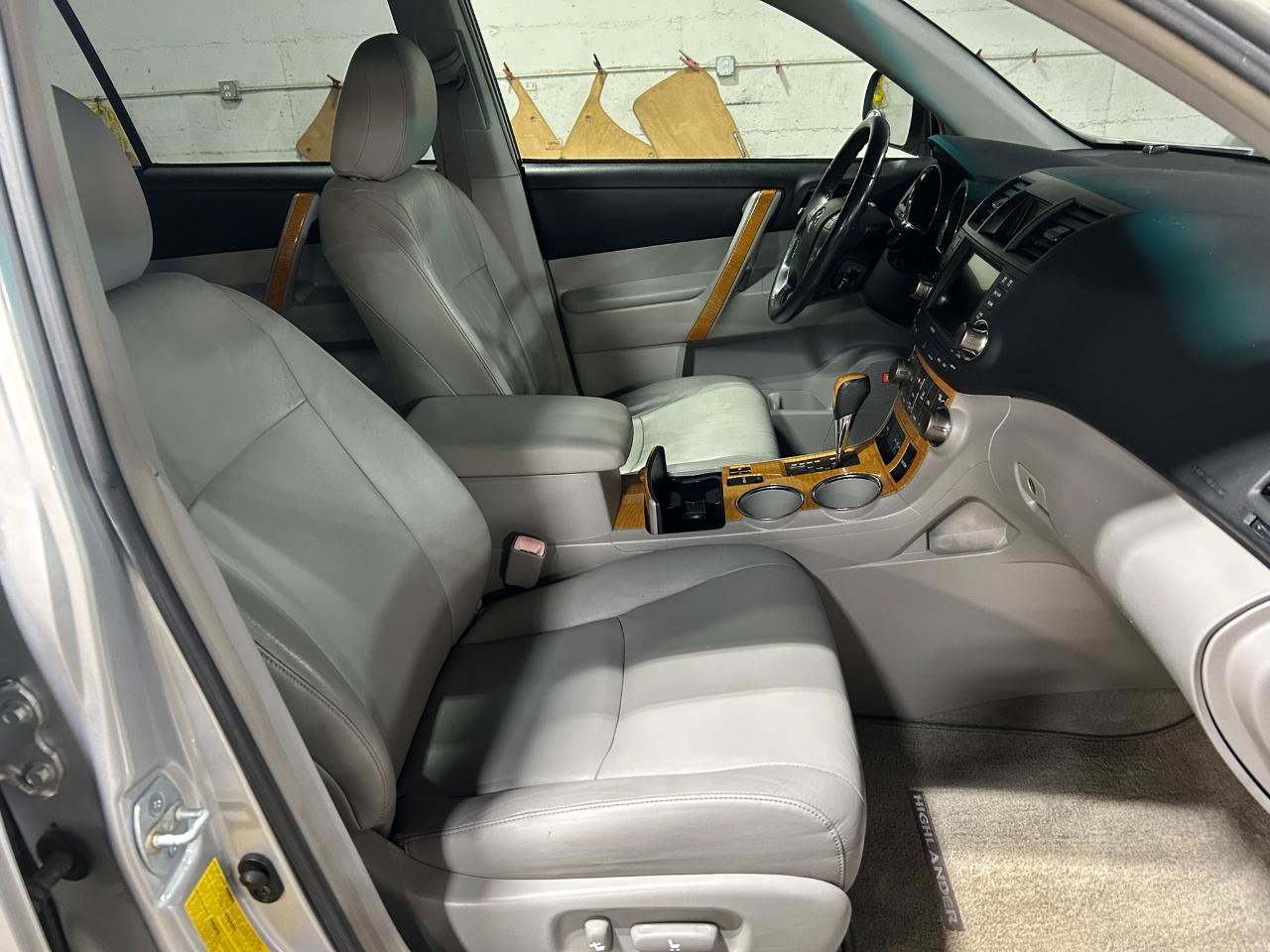 Used 2008 Toyota Highlander Limited AWD/4WD image 21