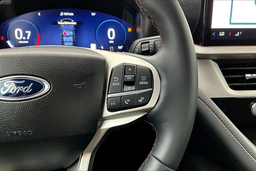 Certified 2025 Ford Explorer Active image 18