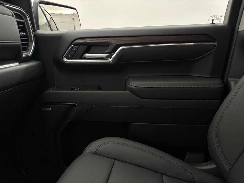 New 2026 GMC Sierra 1500 SLT w/ SLT Premium Package image 44