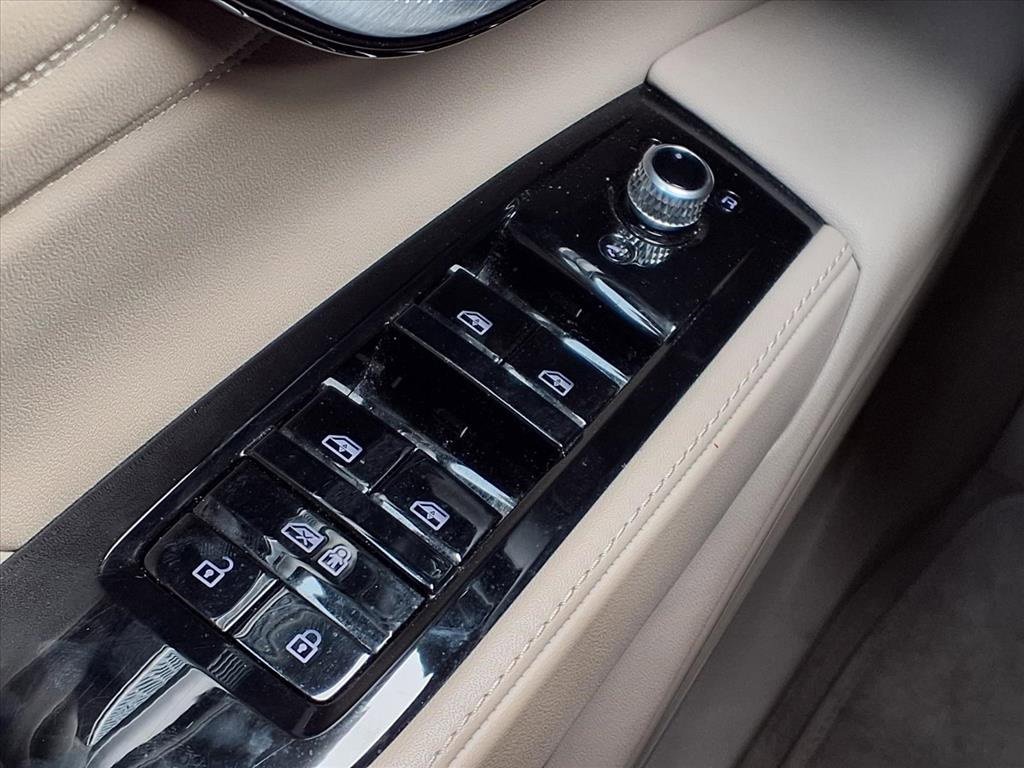 Used 2023 Maserati Grecale GT image 24