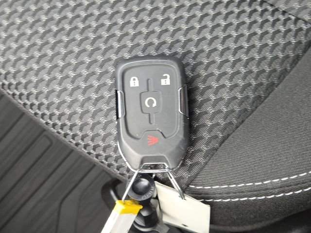 Used 2023 GMC Terrain SLE w/ Driver Convenience Package image 34