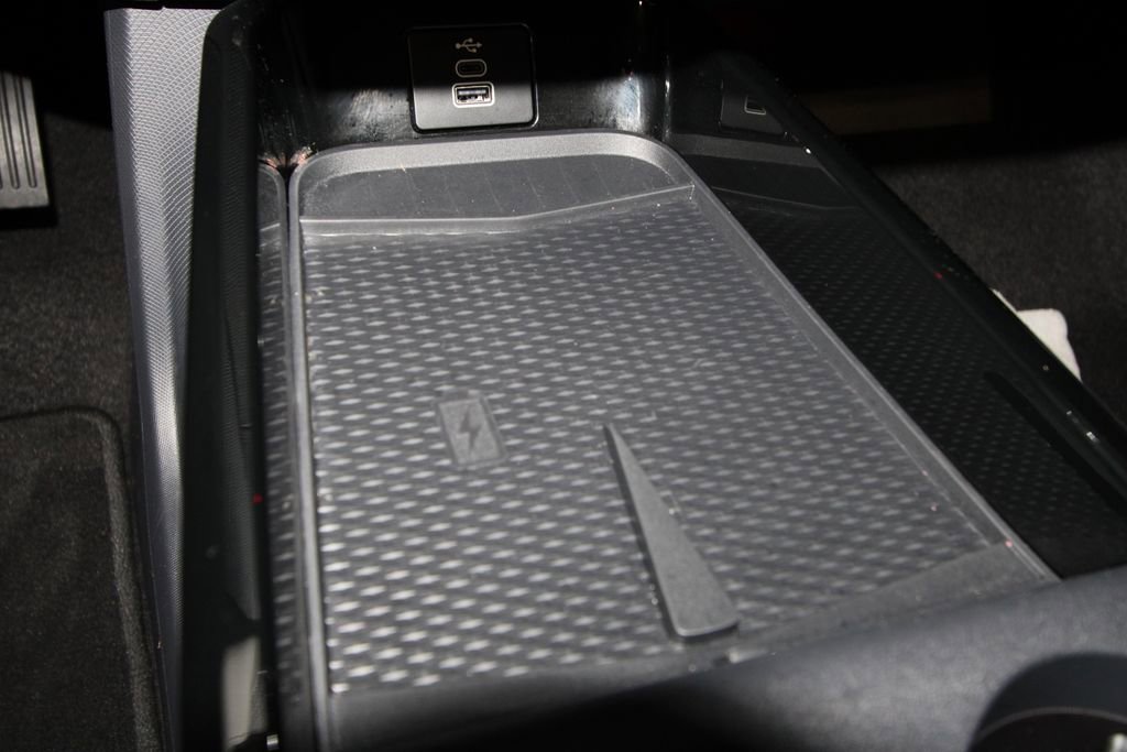 Used 2025 Ford Mustang Mach-E Premium AWD/4WD image 19