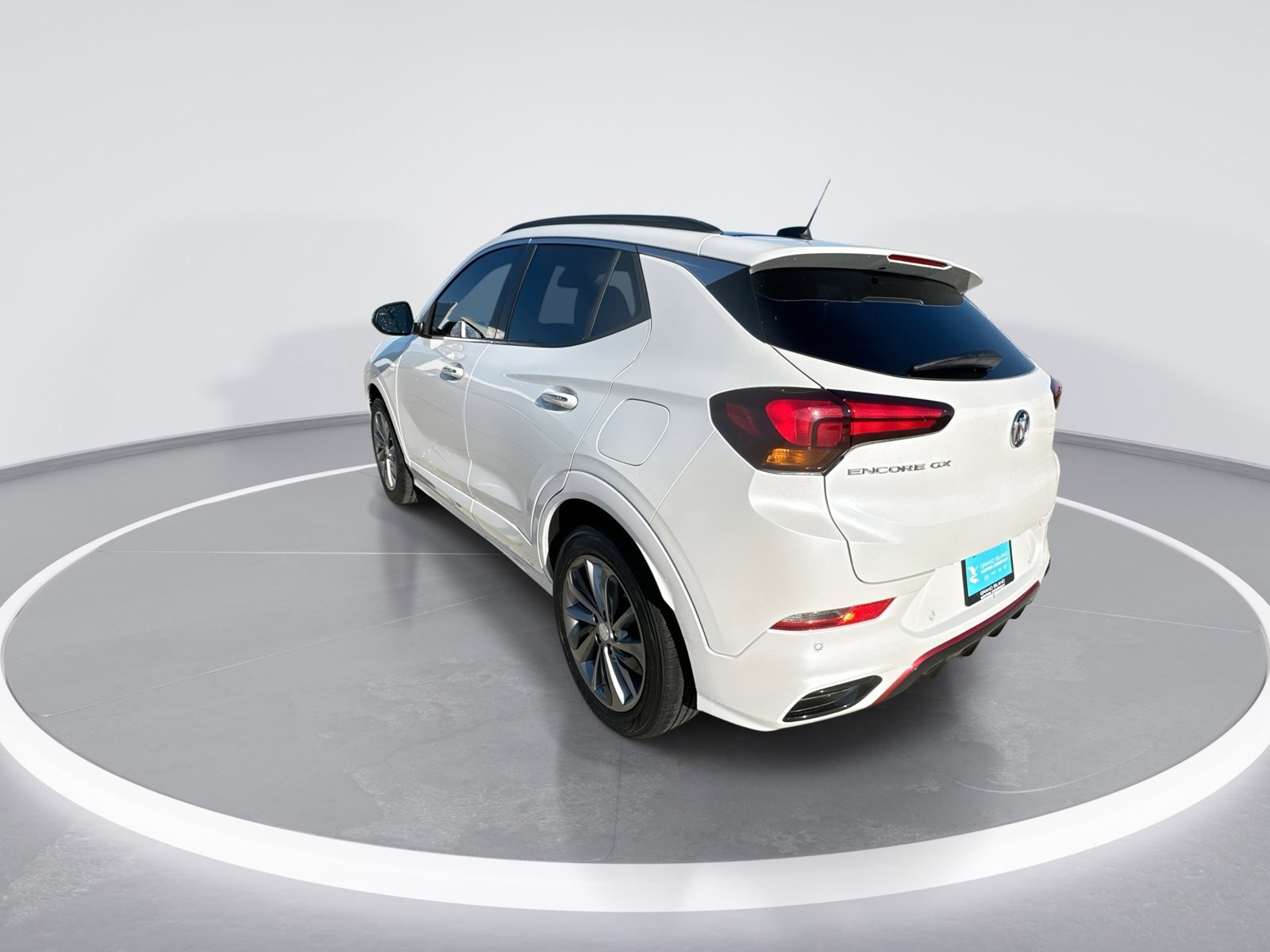 Used 2021 Buick Encore GX Select w/ Advanced Technology Package FWD image 6