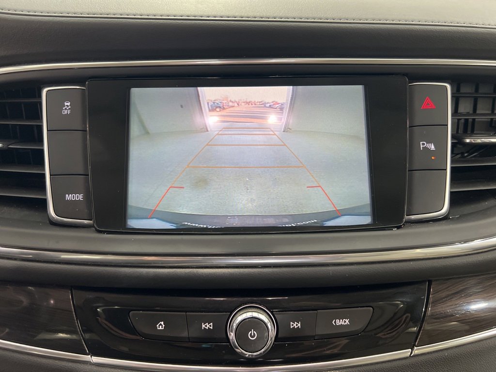 Used 2019 Buick Enclave Essence w/ LPO, Luxury Package image 13