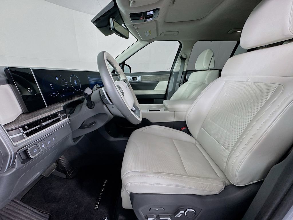 Used 2025 Hyundai Santa Fe Calligraphy image 26