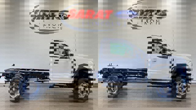 New 2026 Ford F550 4x4 Regular Cab Super Duty w/ XL Chrome Package
