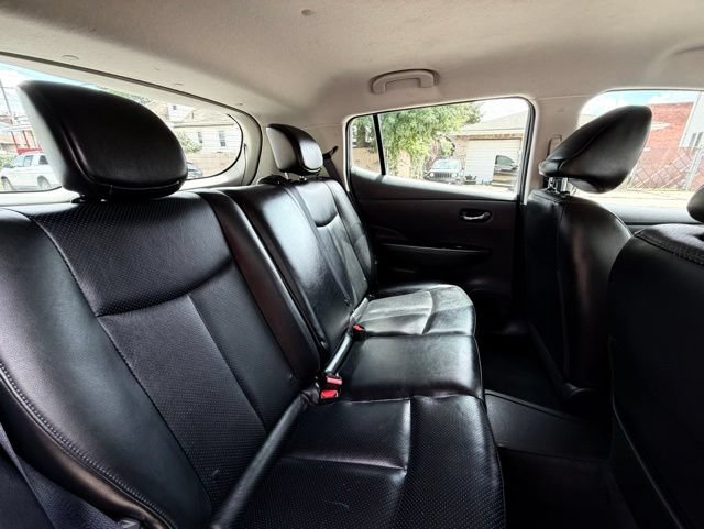 Used 2017 Nissan Leaf SL w/ Premium Package FWD image 21