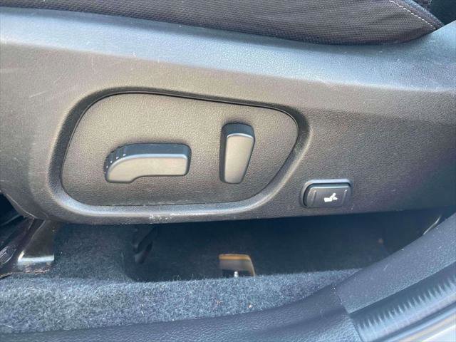 Used 2016 Subaru Forester 2.5i Premium w/ All-Weather Package image 16