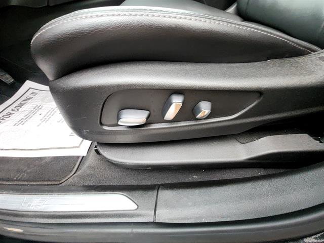 Used 2023 Cadillac XT5 Premium Luxury w/ Technology Package image 25