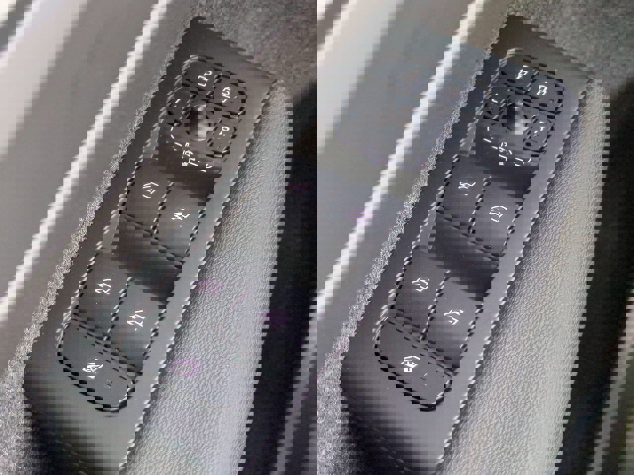 New 2025 Volvo XC40 B5 Core w/ Protection Package Premier image 23