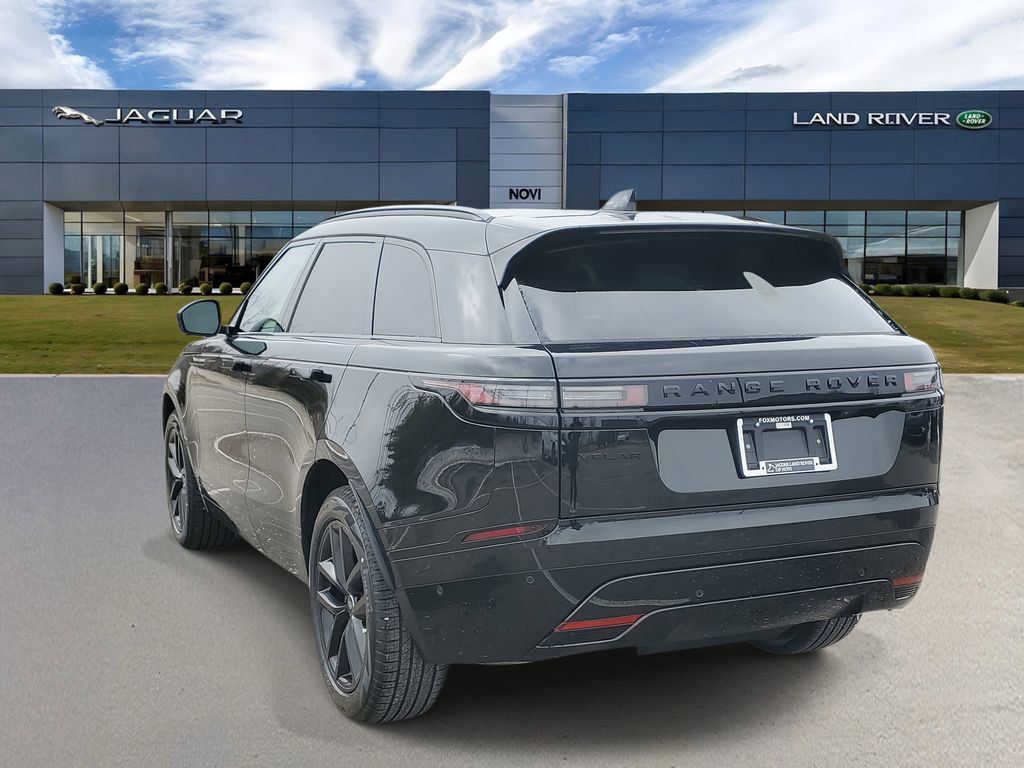 New 2026 Land Rover Range Rover Velar Dynamic SE image 2