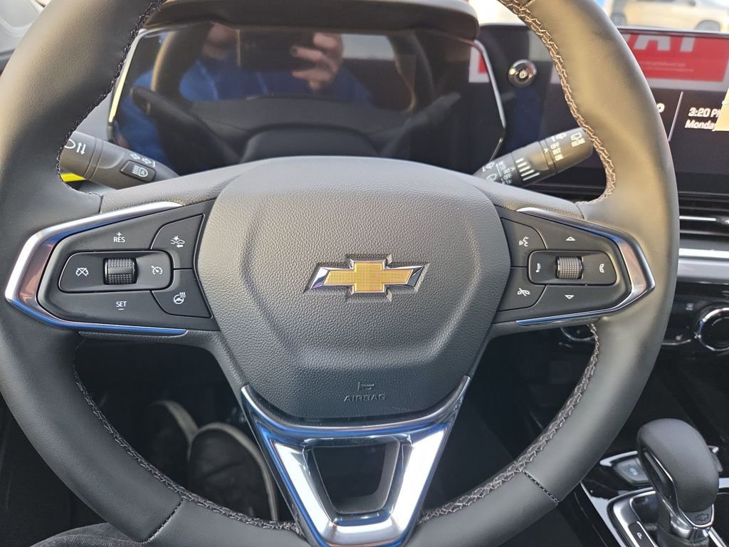 New 2025 Chevrolet Trax LT w/ LT Convenience Package image 34