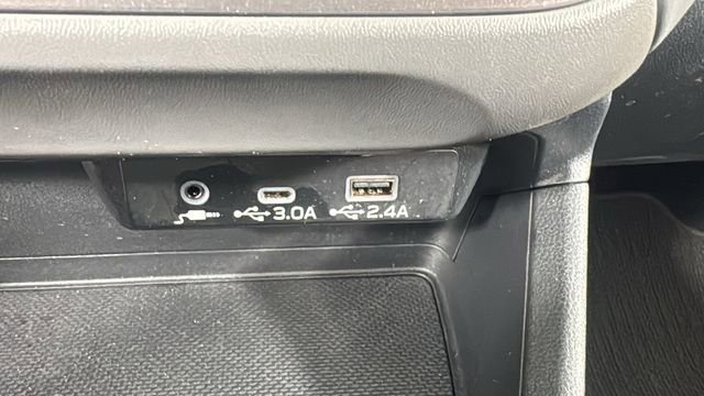 Used 2024 Subaru Crosstrek 2.0i Premium image 27