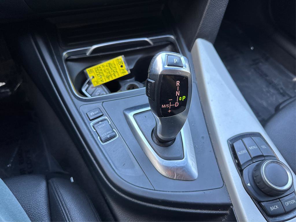 Used 2016 BMW 320i Sedan RWD image 35