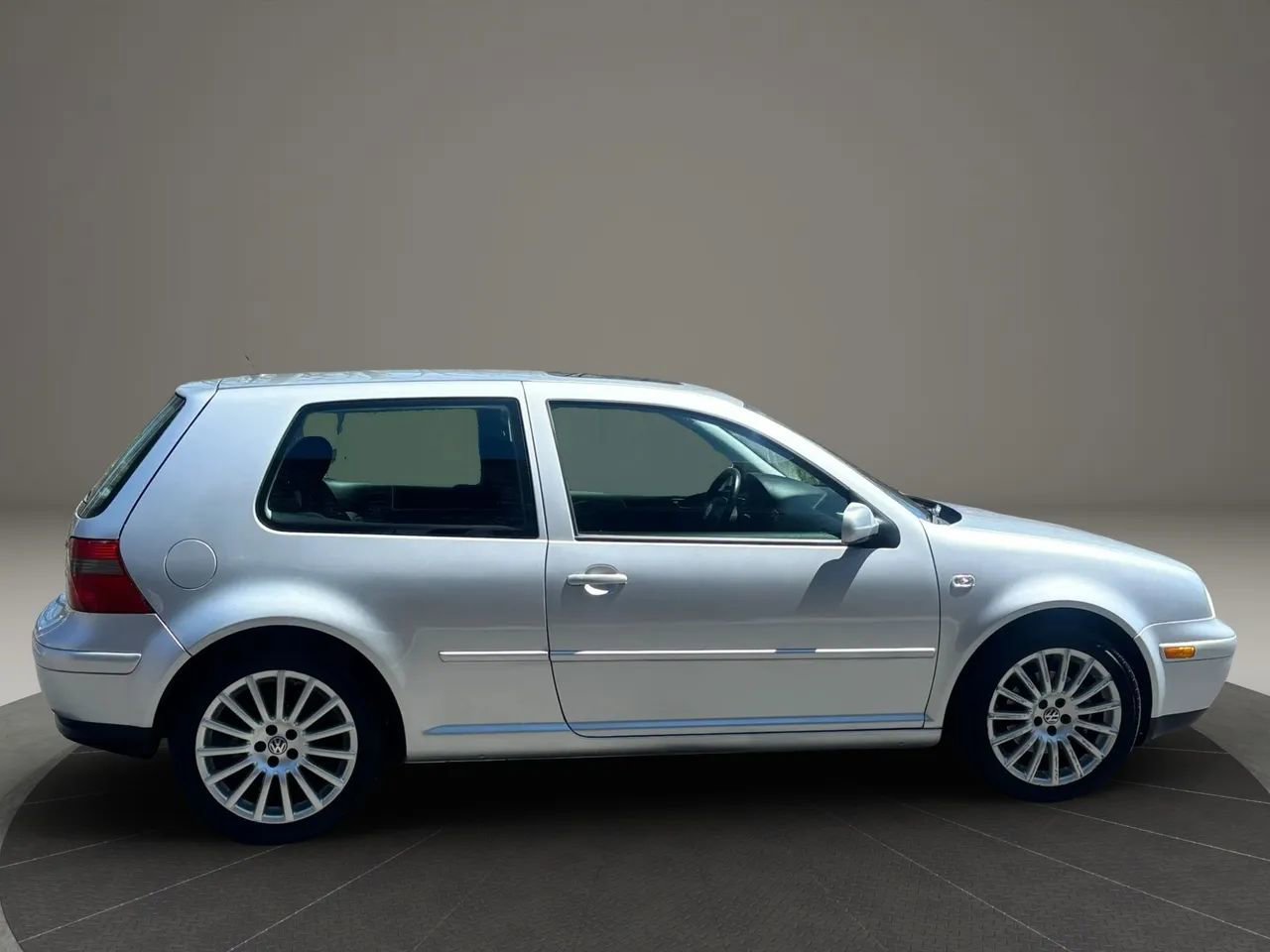 Used 2004 Volkswagen GTI 1.8T FWD image 4