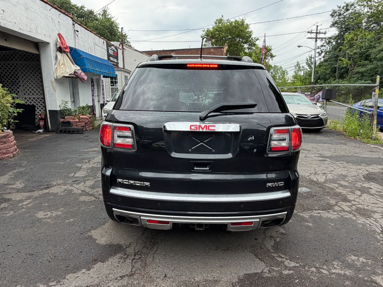 Used 2014 GMC Acadia Denali AWD/4WD image 9