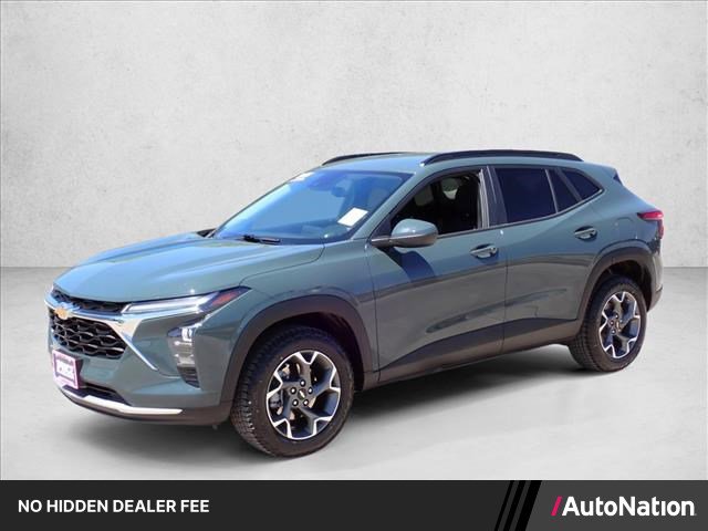 Used 2025 Chevrolet Trax LT w/ Driver Confidence Package FWD image 1