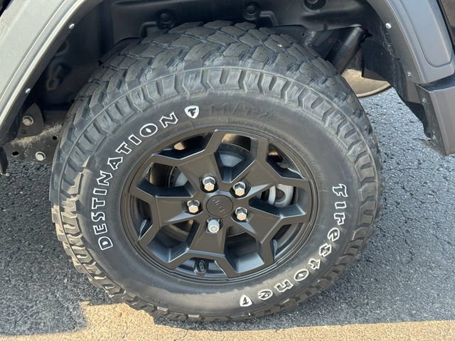 Certified 2023 Jeep Wrangler Unlimited w/ Cold Weather Group AWD/4WD image 11