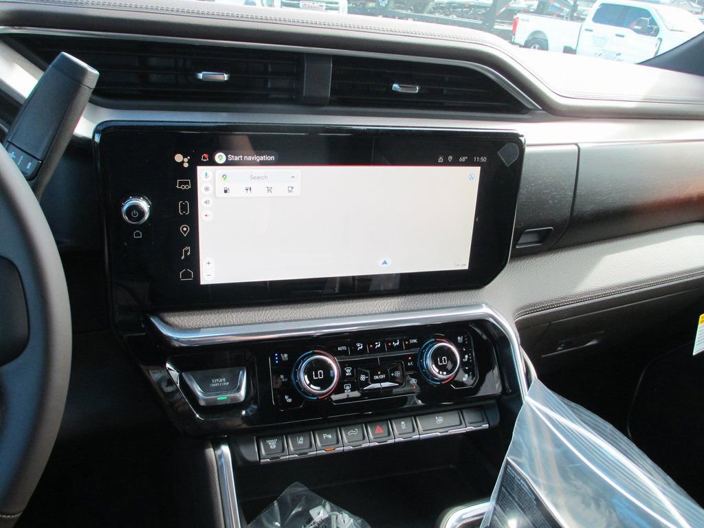 New 2026 GMC Sierra 3500 Denali w/ Denali Reserve Package image 18