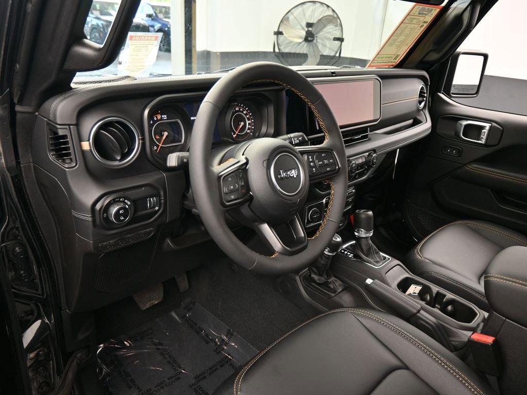 Used 2024 Jeep Gladiator Sport w/ Premium Package AWD/4WD image 10
