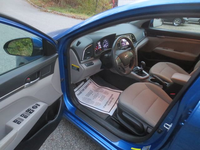 Used 2017 Hyundai Elantra SE image 7