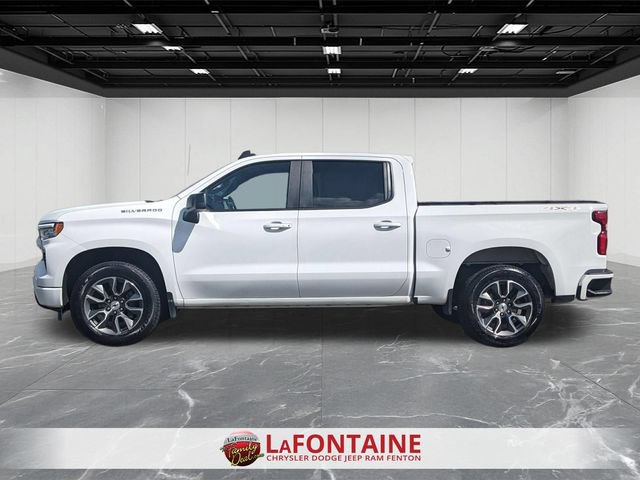 Used 2022 Chevrolet Silverado 1500 RST AWD/4WD image 2