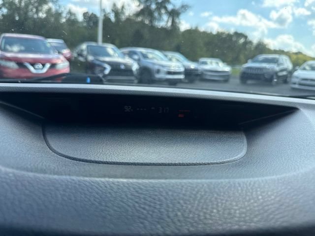 Used 2014 Subaru Outback 2.5i Limited AWD/4WD image 17
