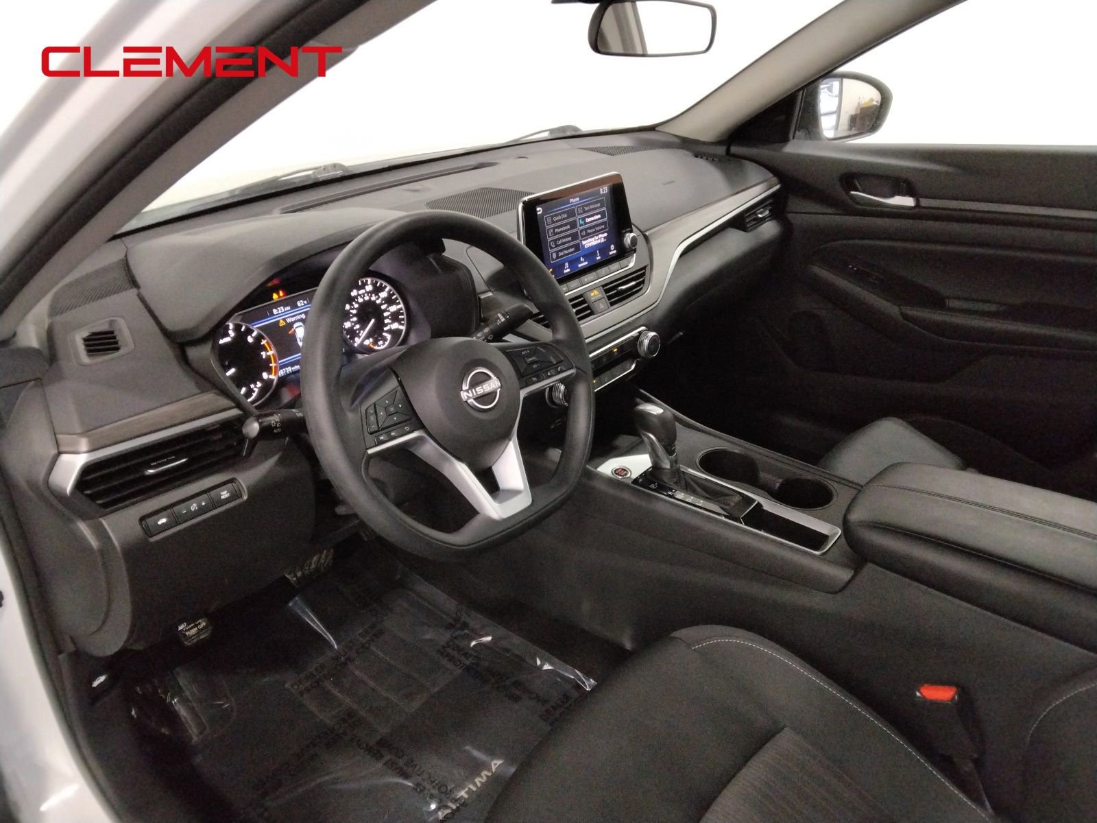 Used 2025 Nissan Altima 2.5 SV FWD image 27