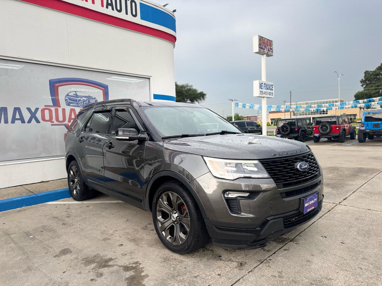 Used 2018 Ford Explorer Sport AWD/4WD image 16