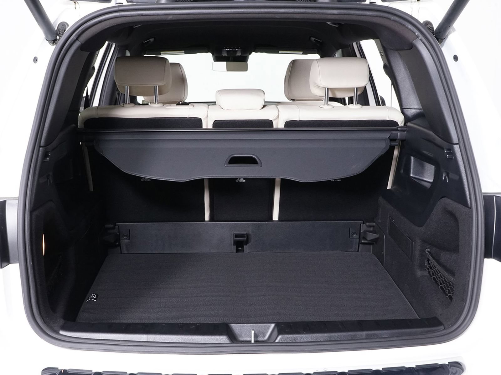 Used 2025 Mercedes-Benz GLB 250 4MATIC image 18