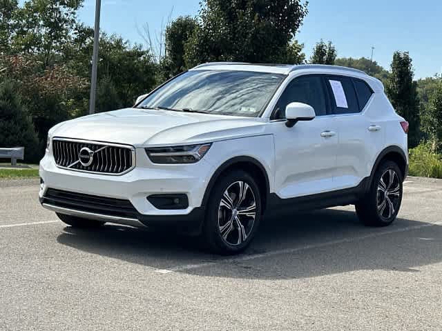 Used 2021 Volvo XC40 T5 Inscription w/ Climate Package
