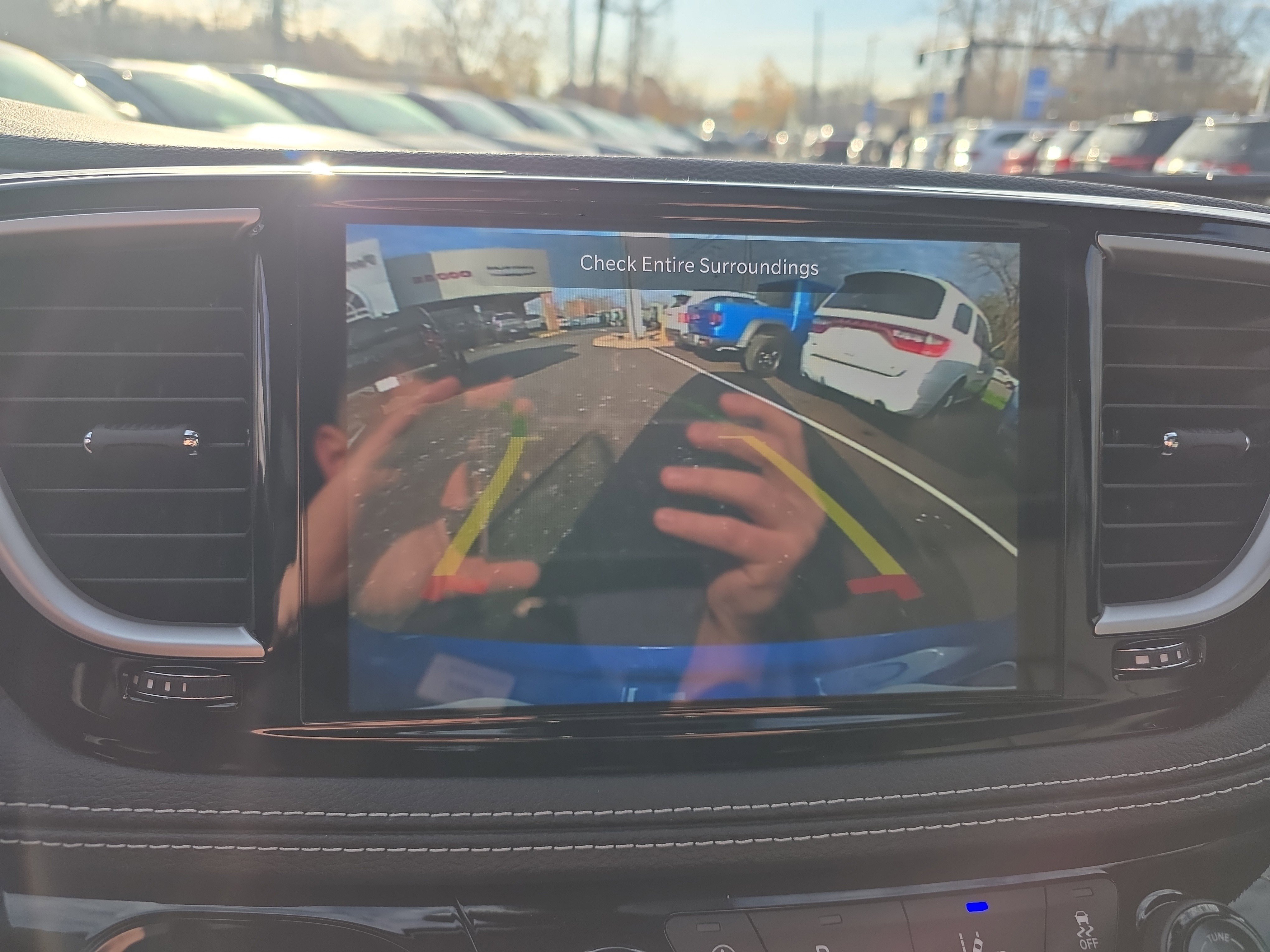 New 2026 Chrysler Pacifica Select image 7