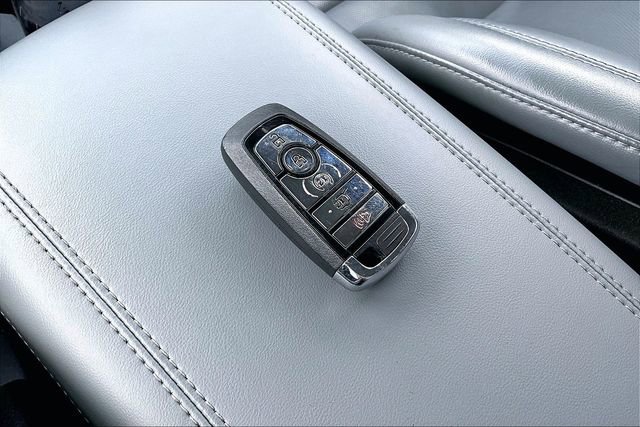 Used 2022 Lincoln Corsair AWD w/ Equipment Group 101A image 36