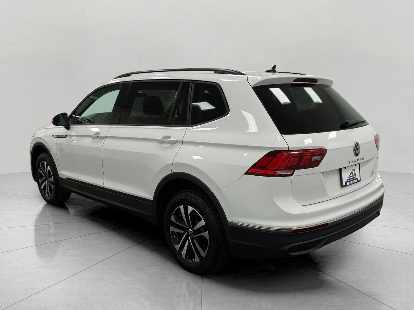 Certified 2023 Volkswagen Tiguan S AWD/4WD image 6
