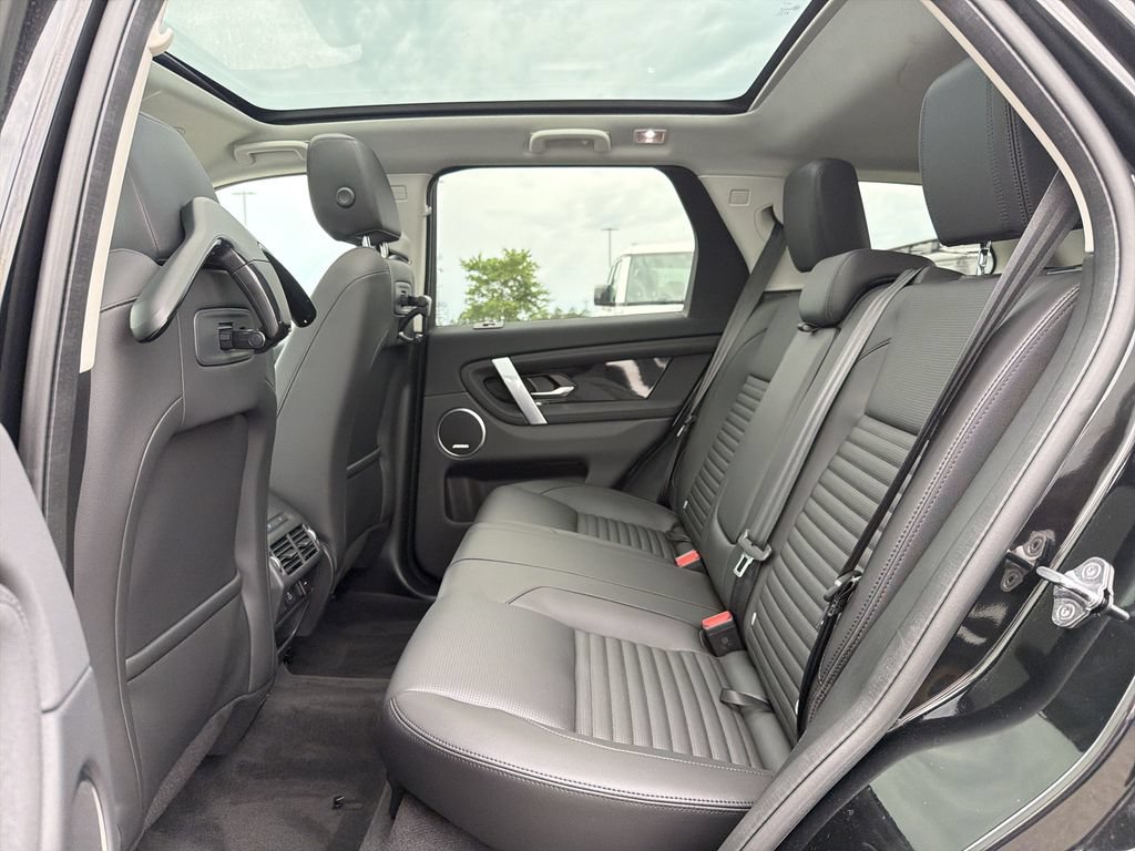 Used 2025 Land Rover Discovery Sport S AWD/4WD image 5